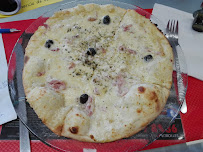 Plats et boissons du Pizzeria Maë Pizza à Vitrolles - n°6