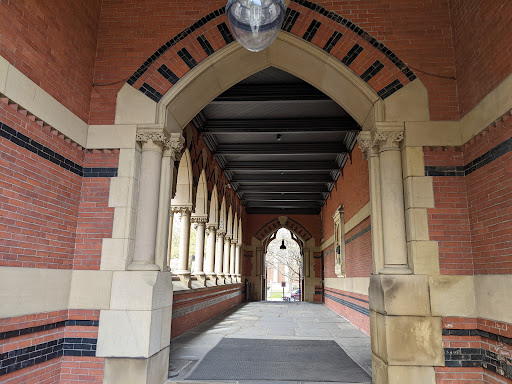Monument «John Harvard Statue», reviews and photos, 1 Harvard Bus Tunnel, Cambridge, MA 02138, USA