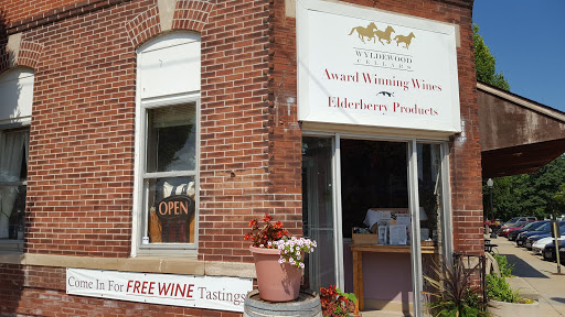 Winery «Wyldewood Cellars Winery», reviews and photos, 218 E Lincoln St, St Joseph, IL 61873, USA