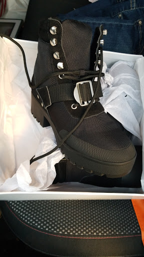 Shoe Store «DSW Designer Shoe Warehouse», reviews and photos, 771 W. Montauk Highway, West Babylon, NY 11704, USA