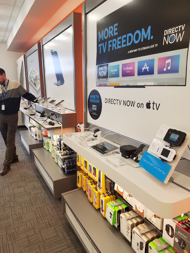 AT&T, 1699 S Colorado Blvd p, Denver, CO 80222, USA, 