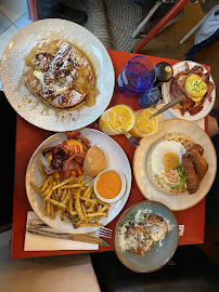 Chicken and Waffles du Restaurant GEORGIA à Paris - n°5