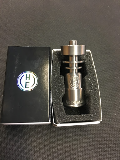 Body Piercing Shop «Vibes Smoke Shop & Piercing», reviews and photos, 1222 El Camino Real, Redwood City, CA 94061, USA