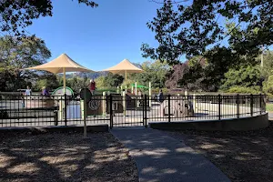 Moraga Commons Park image