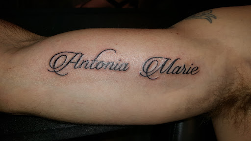 Explore yin yang tattoo ideas, creative tattoo ideas in Wenatchee, available at Leavenworth Tattoo & Piercing Haus