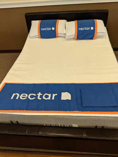 Mattress Store «Mattress Warehouse of Forked River», reviews and photos, 306 N Main St, Lanoka Harbor, NJ 08734, USA