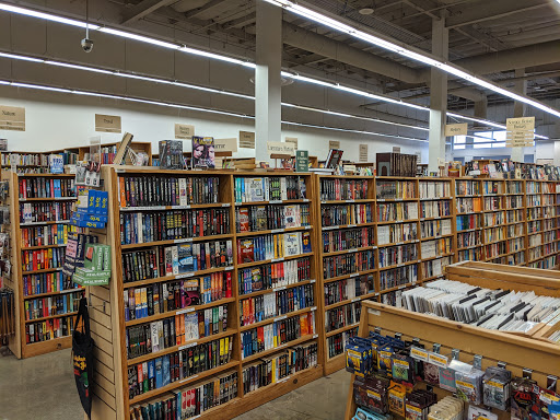 Book Store «Half Price Books», reviews and photos, 39152 Fremont Hub, Fremont, CA 94538, USA