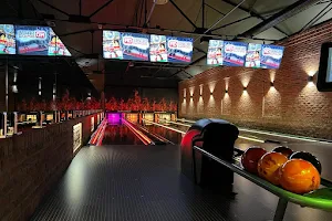 HellAP Bowling & Club image