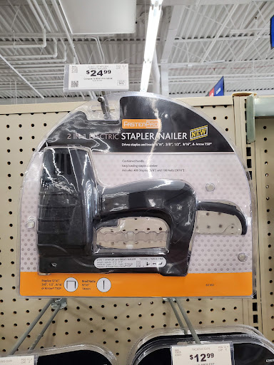 Hardware Store «Harbor Freight Tools», reviews and photos, 6324 Northwest Hwy, Crystal Lake, IL 60014, USA