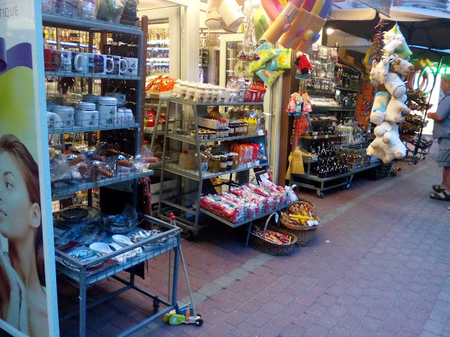 Rózsakert - Bevásárlóközpont