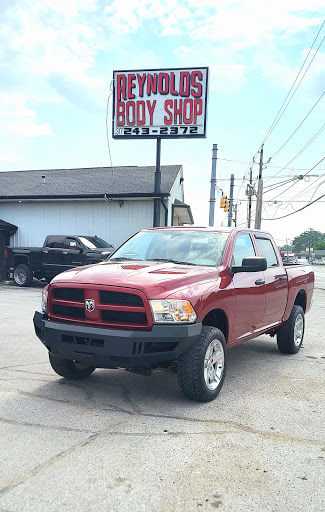 Auto Body Shop «Reynolds Body Shop, L.L.C.», reviews and photos, 4325 W Washington St, Indianapolis, IN 46241, USA