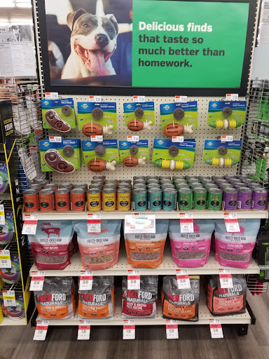 Pet Supply Store «Pet Supplies Plus», reviews and photos, 2480 Albany Ave, West Hartford, CT 06117, USA