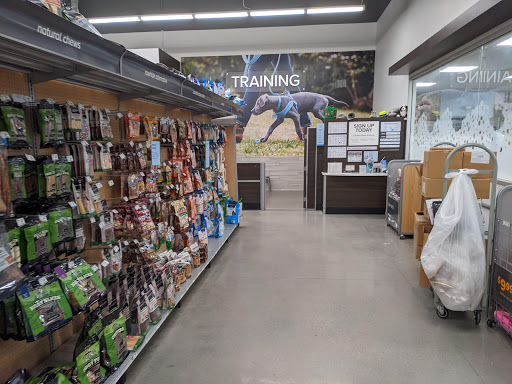Pet Store «PetSmart», reviews and photos, 850 Folly Rd, Charleston, SC 29412, USA