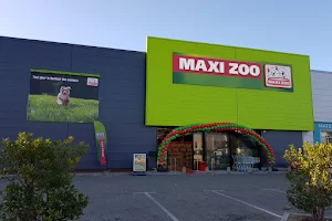 Maxi Zoo Arles image