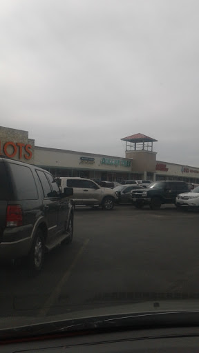 Dollar Store «Dollar Tree», reviews and photos, 1305 Sidney Baker St, Kerrville, TX 78028, USA