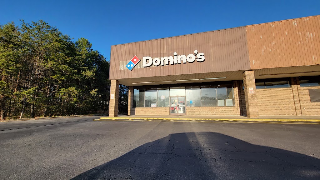 Domino's Pizza 27052