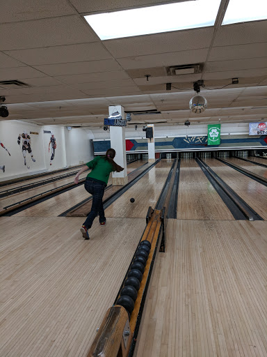 Bowling Alley «Boston Candlepin», reviews and photos, 543 E Broadway, Boston, MA 02127, USA