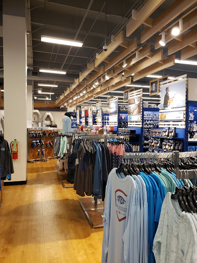 Marine Supply Store «West Marine», reviews and photos, 17641 Biscayne Blvd, Aventura, FL 33160, USA