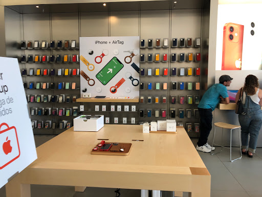 Computer Store «Apple New Haven», reviews and photos, 65 Broadway, New Haven, CT 06511, USA