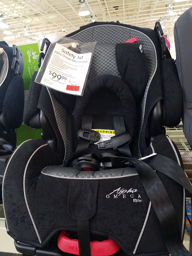 Clothing Store «Burlington Coat Factory», reviews and photos, 31940 Gratiot Ave, Roseville, MI 48066, USA