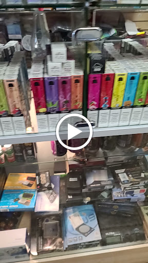 Tobacco Shop «Eric Smoke Shop», reviews and photos, 2270 N 75th Ave, Phoenix, AZ 85035, USA