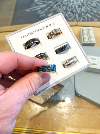 Jewelry Store «Englewood Jewelry & Watch», reviews and photos, 4455 S Broadway #2, Englewood, CO 80113, USA