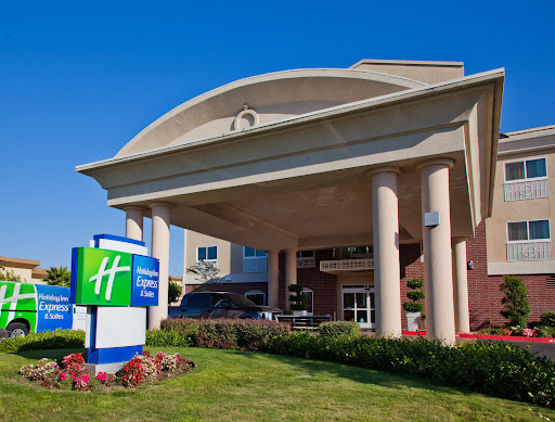 Holiday Inn Express & Suites Sacramento NE Cal Expo, an IHG Hotel