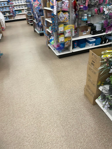 Dollar Store «Dollar Tree», reviews and photos, 14158 NE Woodinville Duvall Rd, Woodinville, WA 98072, USA