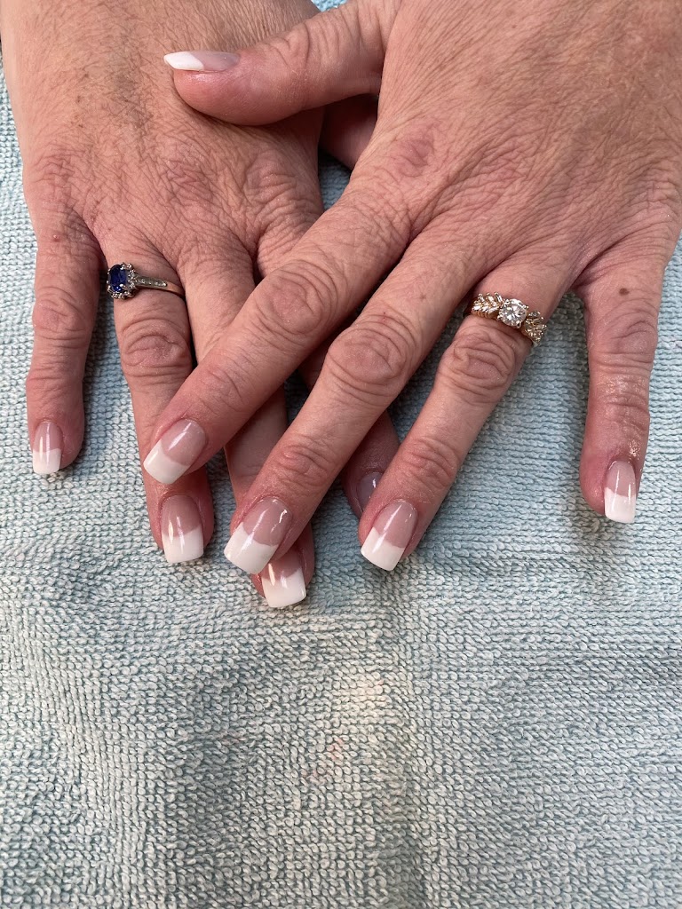 Magnolia Nails 63755