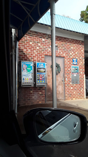 Wash & Shine Car Wash en Greensboro