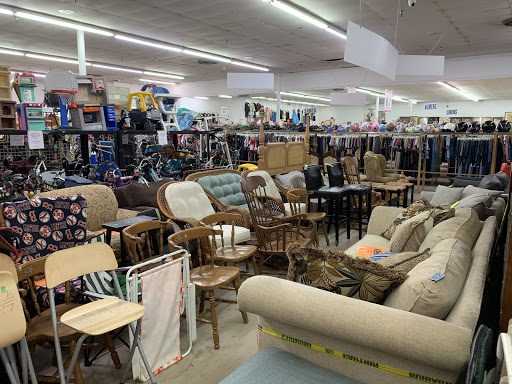 Thrift Store «Community Thrift Store», reviews and photos, 6015 Edgewater Dr, Orlando, FL 32810, USA