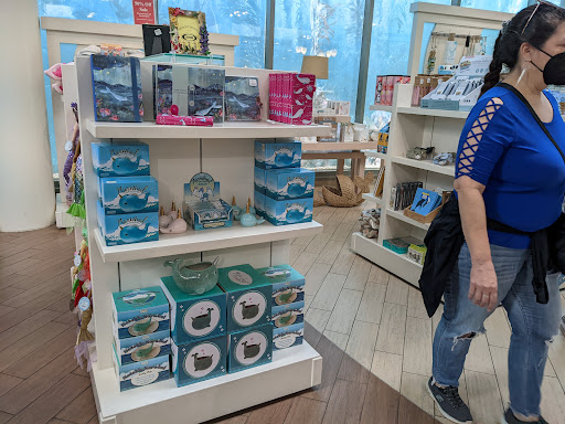 Gift Shop «Pacific Collections Gift Shop», reviews and photos, 100 Aquarium Way, Long Beach, CA 90802, USA