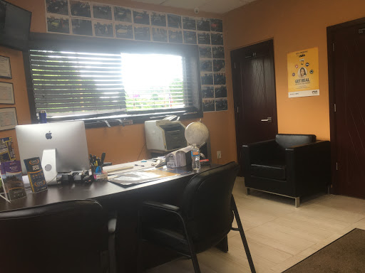 Used Car Dealer «Luxury Unlimited Auto Sales Inc.», reviews and photos, 2907 Old Lincoln Hwy, Trevose, PA 19053, USA