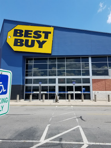 Electronics Store «Best Buy», reviews and photos, 5815 Youngstown Warren Rd, Niles, OH 44446, USA