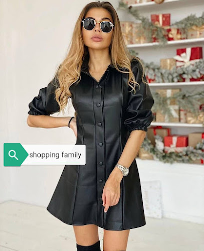 متجر ملابس shopping family