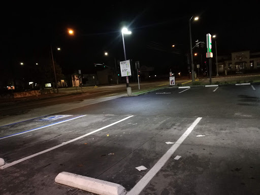 Convenience Store «7-Eleven», reviews and photos, 455 E Foothill Blvd, Azusa, CA 91702, USA