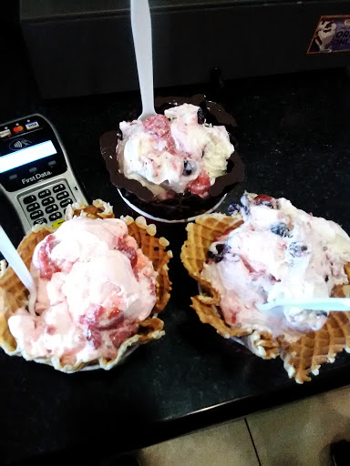 Ice Cream Shop «Cold Stone Creamery», reviews and photos, 1430 Gadsden Hwy #108, Birmingham, AL 35235, USA