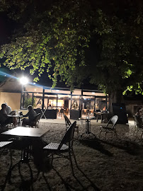 Atmosphère du Restaurant français Chez Ange à Le Perray-en-Yvelines - n°15