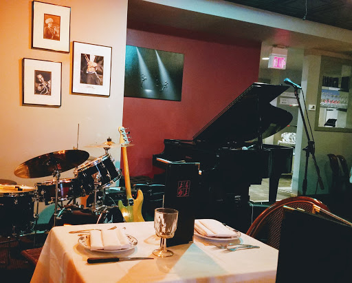 Asian Restaurant «Shanghai Jazz Restaurant & Bar», reviews and photos, 24 Main St, Madison, NJ 07940, USA