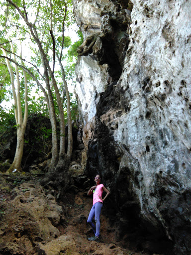 Pared de Las Golosinas. Parque Recreacional Cuevas del Indio