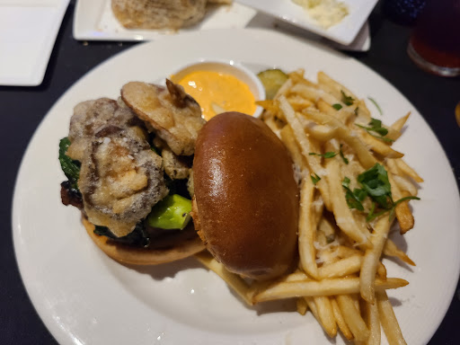 Wine Store «Yiannis Wine Shop», reviews and photos, 401 N Great Neck Rd #123, Virginia Beach, VA 23454, USA