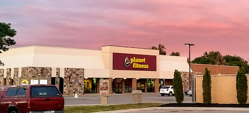 Gym «Planet Fitness», reviews and photos, 37685 Five Mile Road, Livonia, MI 48152, USA