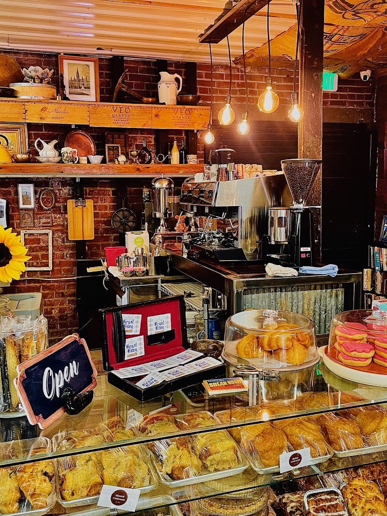 RegalBurg Coffee and Deli 81089