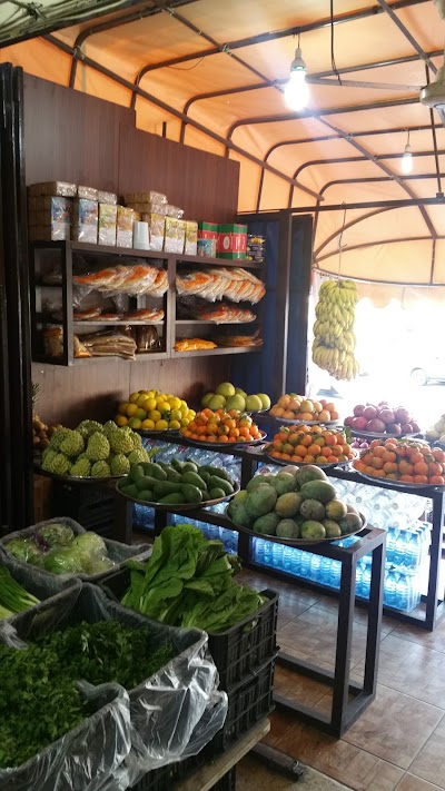 Photos of Zhoor Market