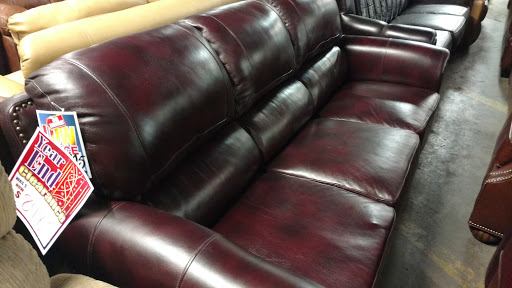 Mattress Store «Cox Warehouse Discount Furniture», reviews and photos, 1423 N JK Powell Ave, Whiteville, NC 28472, USA