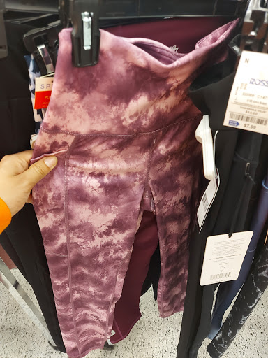 Clothing Store «Ross Dress for Less», reviews and photos, 2660 N Josey Ln, Carrollton, TX 75007, USA