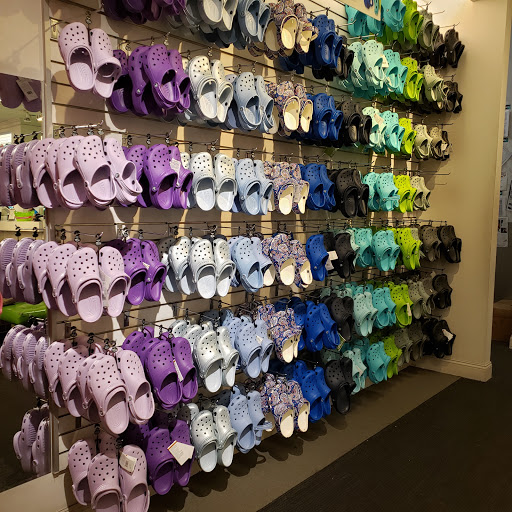 Shoe Store «Crocs», reviews and photos, 607 Bluebird Ct, Central Valley, NY 10917, USA