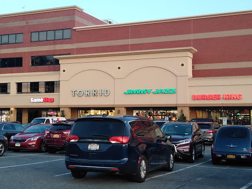 Shopping Mall «Bay Plaza Shopping Center», reviews and photos, 2100 Bartow Ave, Bronx, NY 10475, USA