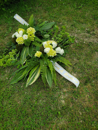 Florist «Chapel Hill Floral», reviews and photos, 453 Hammond St, Bangor, ME 04401, USA