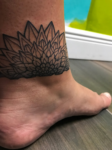 Explore snake tattoo ideas, creative tattoo ideas in Saint Petersburg, available at Buku Tattoo Studio